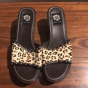 Yellow box Slip On Sandals Size 10